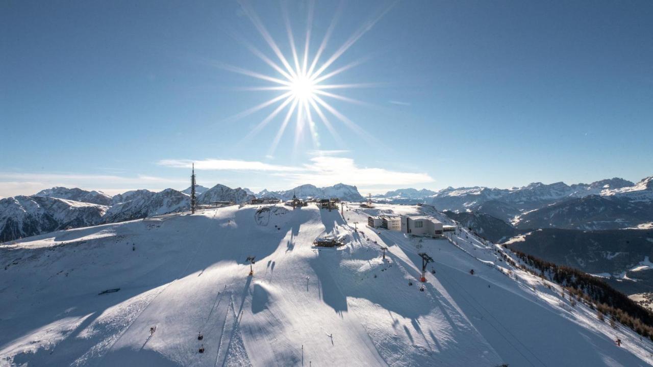 Kronplatz Mountain Lodge Brunico Luaran gambar